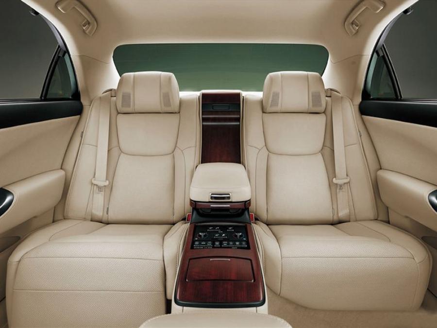  Toyota Crown Royal Saloon VIP 2009 года  (CN) (фото 5 из 9)